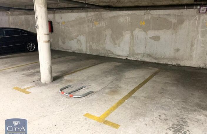Location garage   à Tours (37000) — photo 2