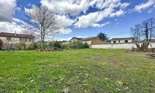 Terrain  725 m² à vendre à Luzinay (38200)