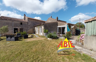 vente maison 174 000 € à proximité de Beugnon-Thireuil (79160)