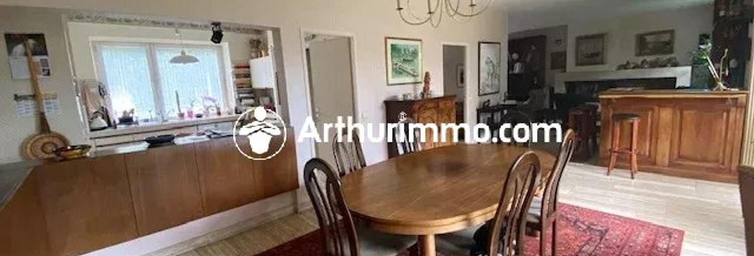 Maison 10 Pièces 274 m² à vendre à La Ferté-Macé (61600)