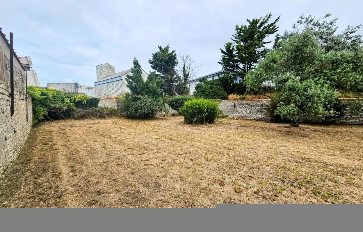 terrain  pièces 340 m2 à vendre à La Rochelle (17000)