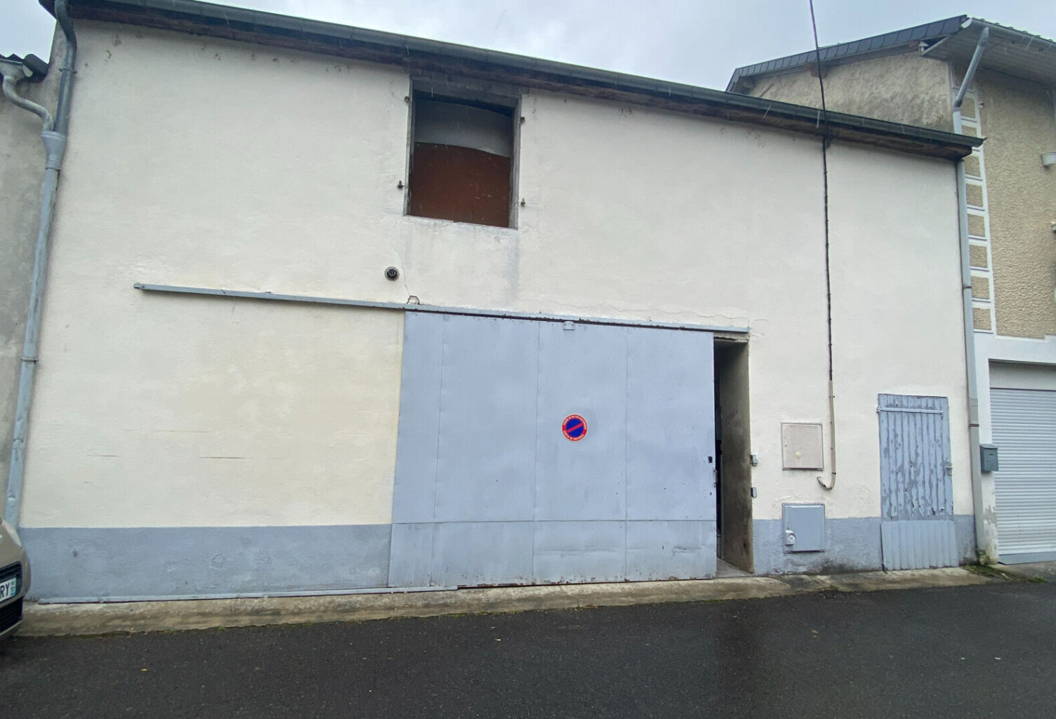 Grange — photo 1
