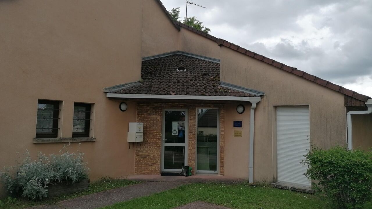 immeuble  pièces 200 m2 à vendre à Mirecourt (88500)