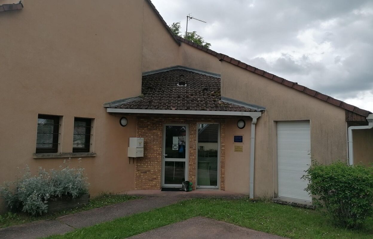 immeuble  pièces 200 m2 à vendre à Mirecourt (88500)