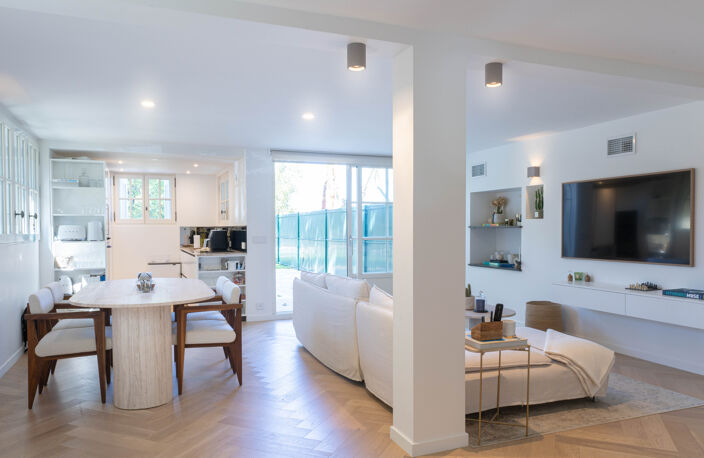 PANOUSE - SUPERBE APPARTEMENT 82.12 m2 LC  EN DUPLEX - TERRASSE - JARDIN - PISCINE — photo 5