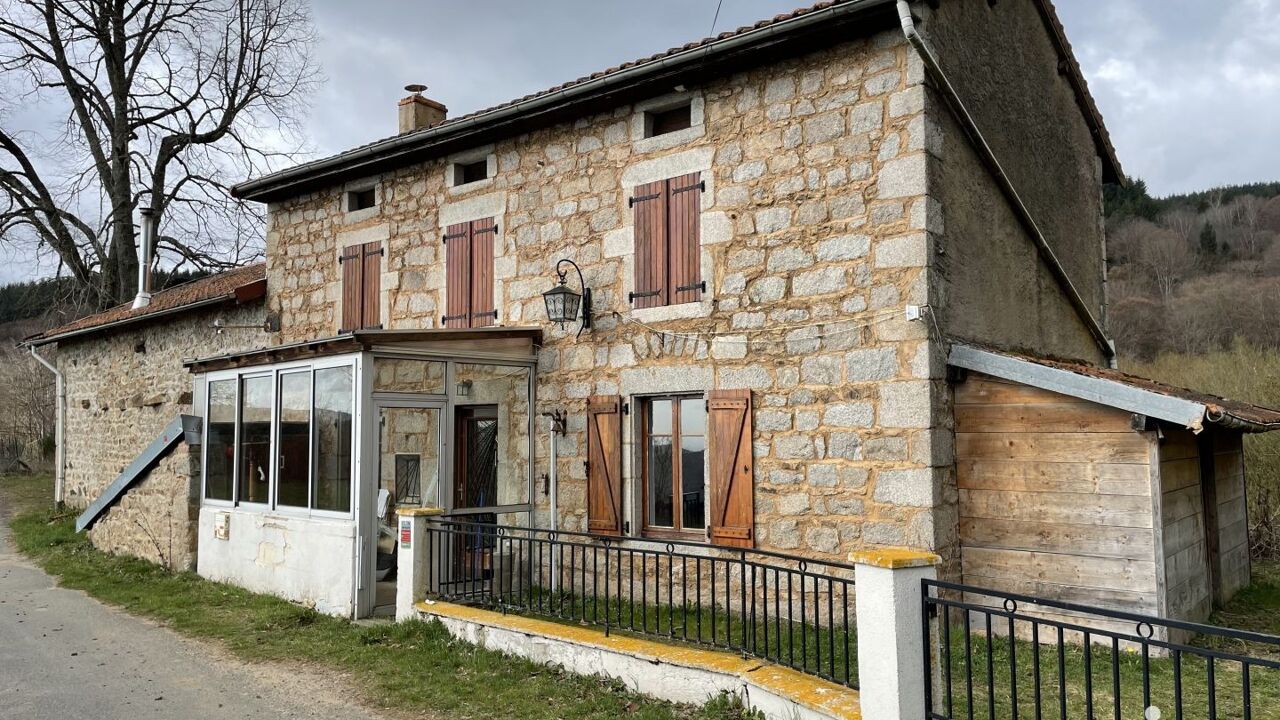 maison 6 pièces 157 m2 à vendre à Saint-Rirand (42370)