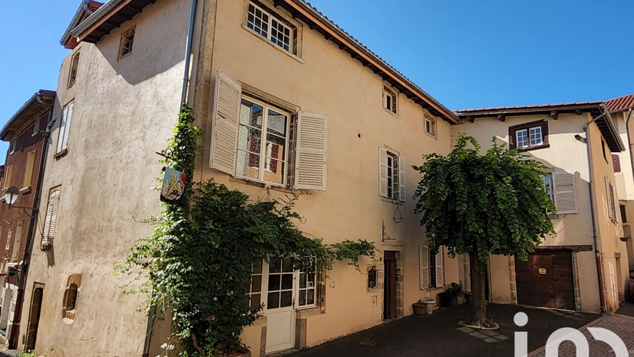 maison 9 pièces 236 m2 à vendre à Billom (63160)