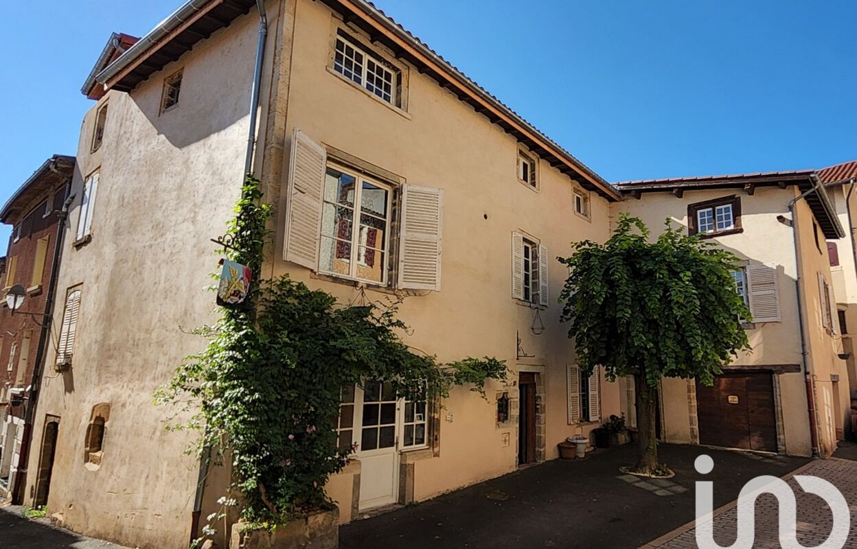 maison 9 pièces 236 m2 à vendre à Billom (63160)