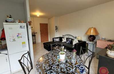 vente appartement 106 000 € à proximité de Salmiech (12120)