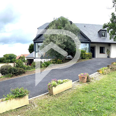 Maison 8 pièces 489000 €