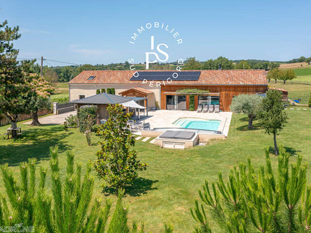 Magnifique propriété entièrement rénovée — photo du bien
