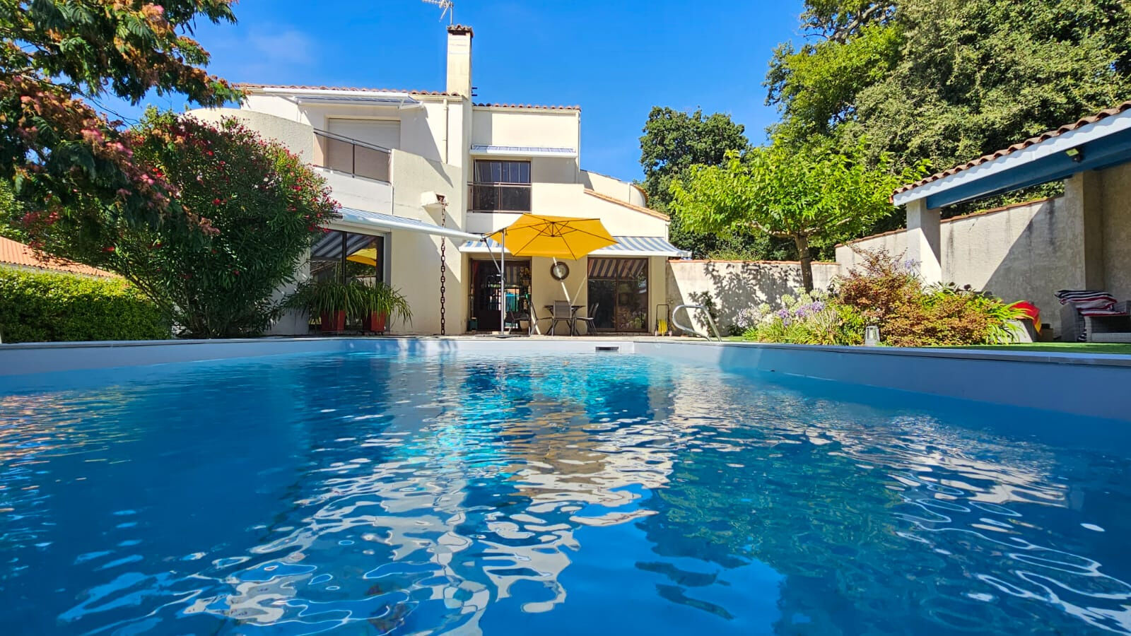 Villa / Maison  T8 à vendre Royan 17200