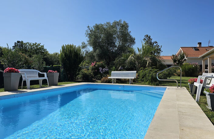 VILLA avec PISCINE — photo 3