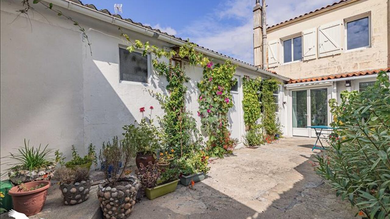 maison 7 pièces 120 m2 à vendre à Rochefort (17300)