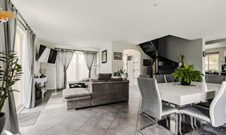 Maison 5 Pièces 123 m² à vendre à Bassens (33530)