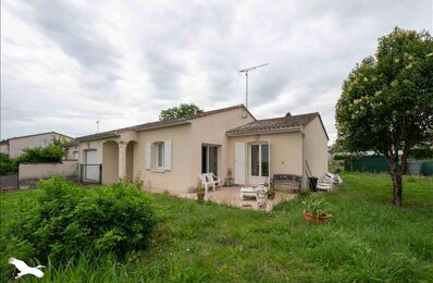 vente maison 202 350 € à proximité de Barbezieux-Saint-Hilaire (16300)