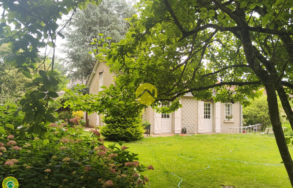 maison 5 pièces 105 m2 à vendre à Jouet-sur-l'Aubois (18320)