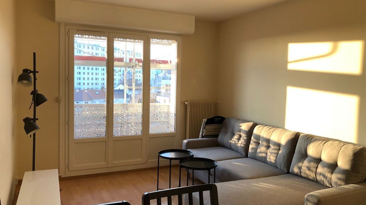 appartement 2 pièces 41 m2 à vendre à Reims (51100)