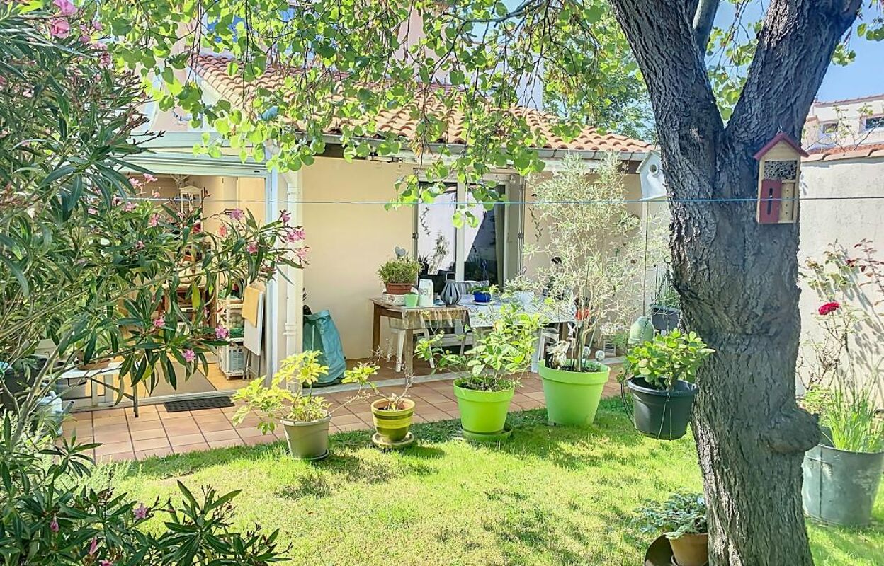 maison 5 pièces 95 m2 à vendre à La Rochelle (17000)