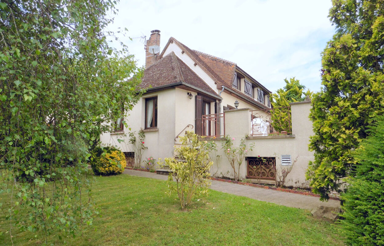 maison 6 pièces 160 m2 à vendre à Villeneuve-l'Archevêque (89190)