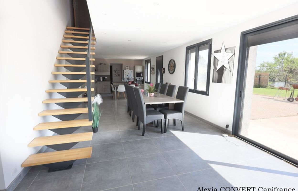 maison 5 pièces 149 m2 à vendre à Mézériat (01660)