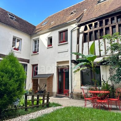 Maison 8 pièces 266 m²