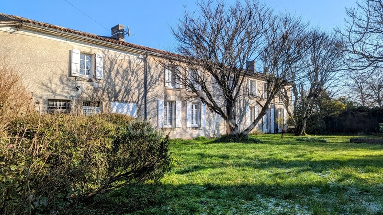 maison 9 pièces 244 m2 à vendre à Segonzac (16130)