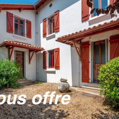 Maison 12 pièces 360 m²