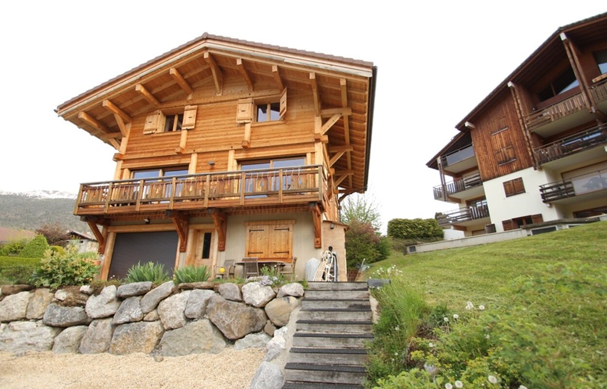 maison 10 pièces 218 m2 à vendre à Saint-Jean-de-Sixt (74450)