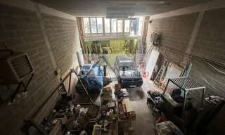 Local industriel  329 m² à louer à Bondoufle (91070)