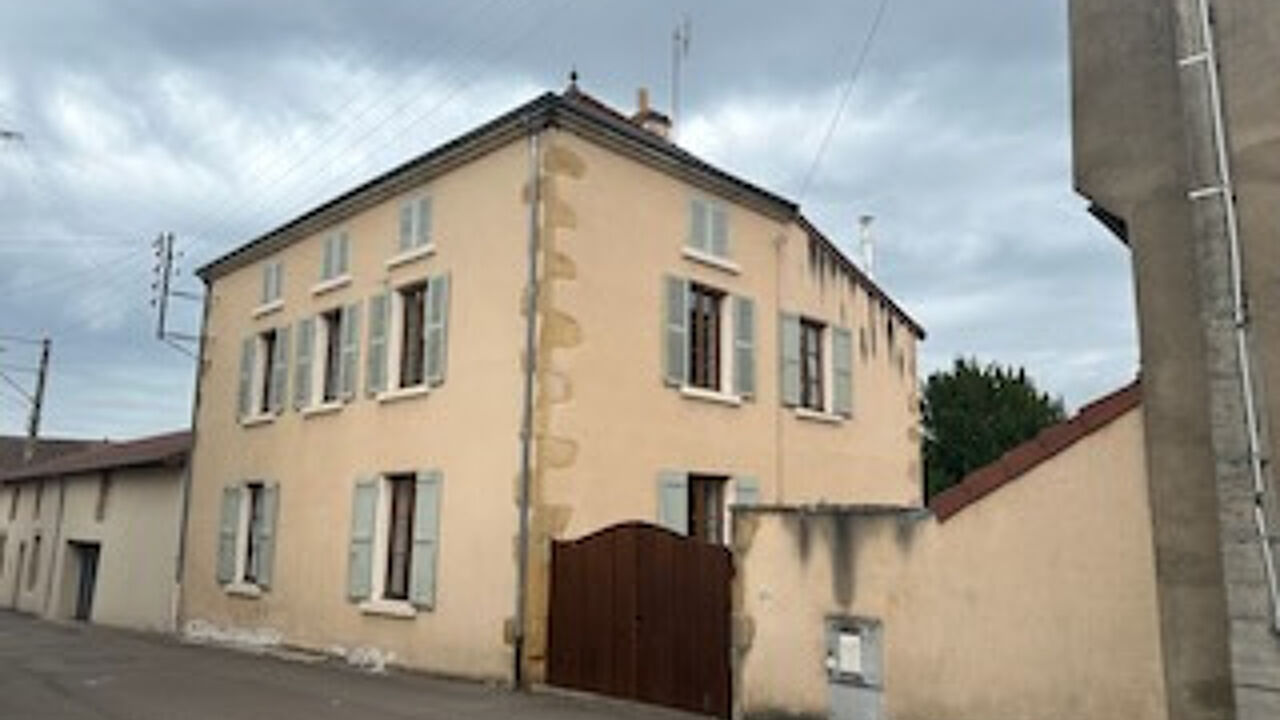 maison 9 pièces 170 m2 à vendre à Marcigny (71110)