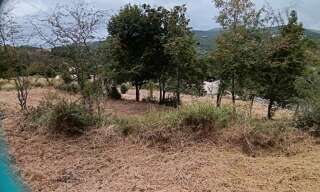 Terrain  2295 m² à vendre à Coursegoules (06140)