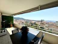CANNES – PETIT JUAS – 2 PIÈCES RÉNOVÉ AVEC VUE MER — photo 3
