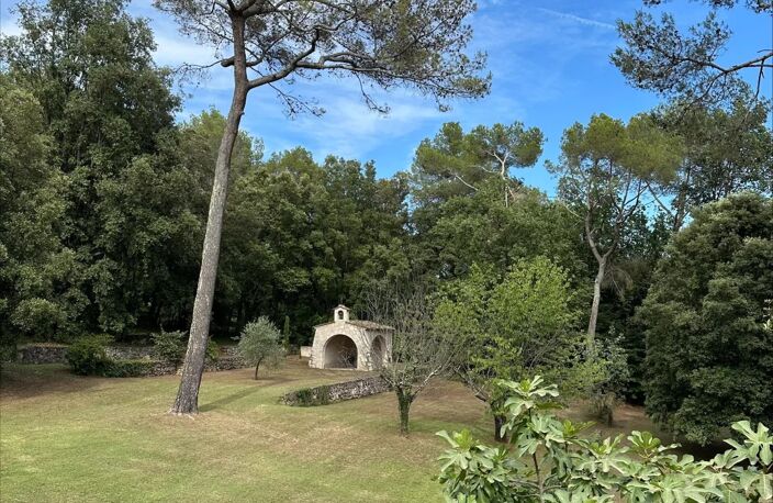 Amateurs de calme -Parc de 7950M2 & Chapelle — photo 2