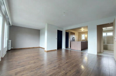 location appartement 950 € CC /mois à proximité de Gravigny (27930)