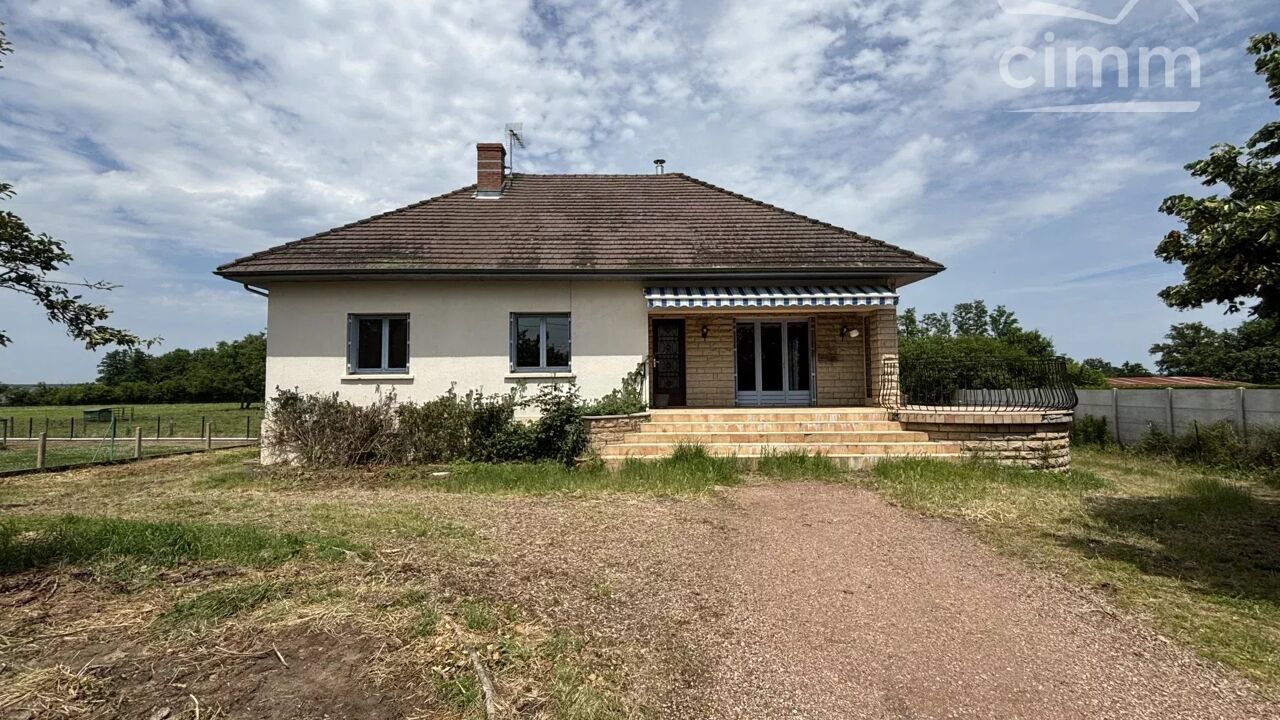 maison 5 pièces 95 m2 à vendre à Pierrefitte-sur-Loire (03470)