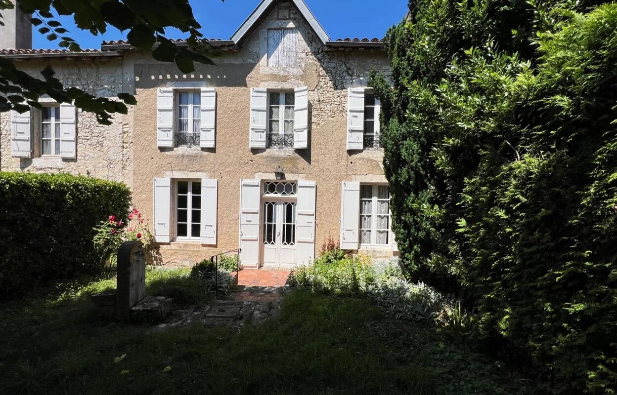 maison 8 pièces 185 m2 à vendre à Saint-Clar (32380)