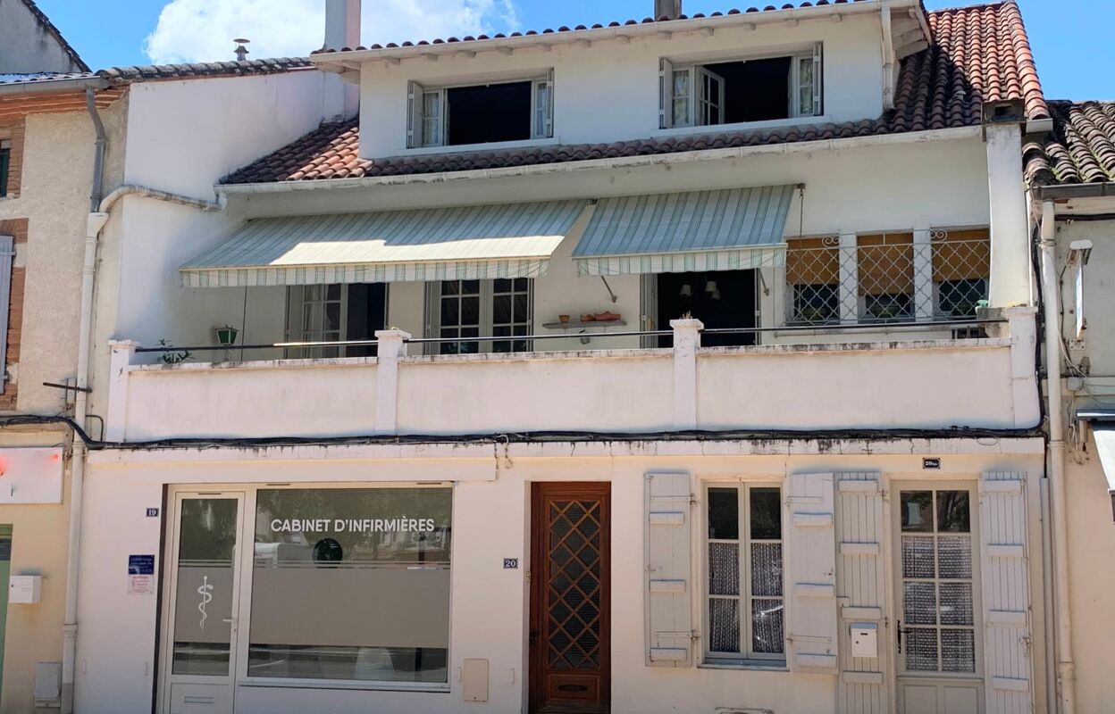 maison 10 pièces 238 m2 à vendre à Valence (82400)