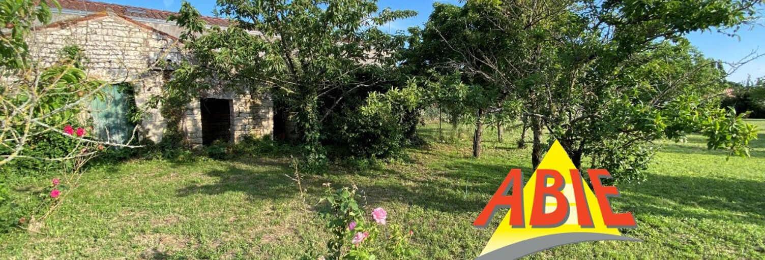 Terrain  640 m² à vendre à Rives-d'Autise (85420)