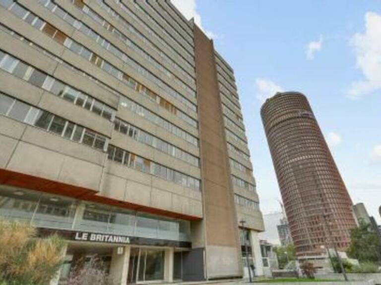 BUREAUX à LOUER — photo 1