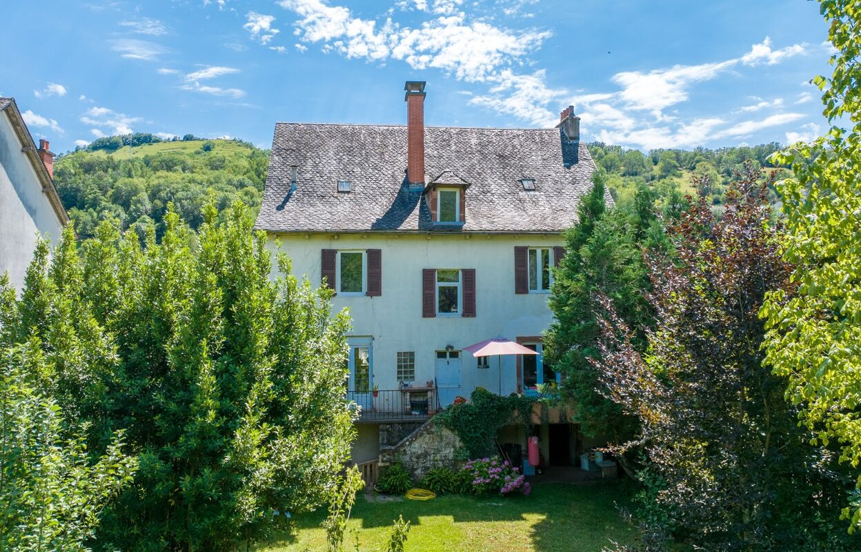 maison 5 pièces 174 m2 à vendre à Marcillac-Vallon (12330)