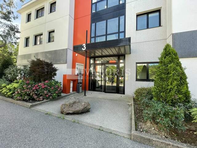 BUREAUX à LOUER — photo du bien
