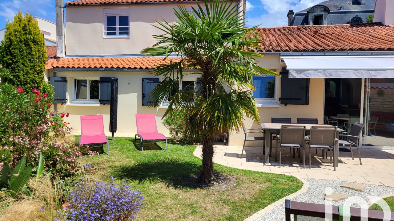 maison 5 pièces 145 m2 à vendre à La Rochelle (17000)