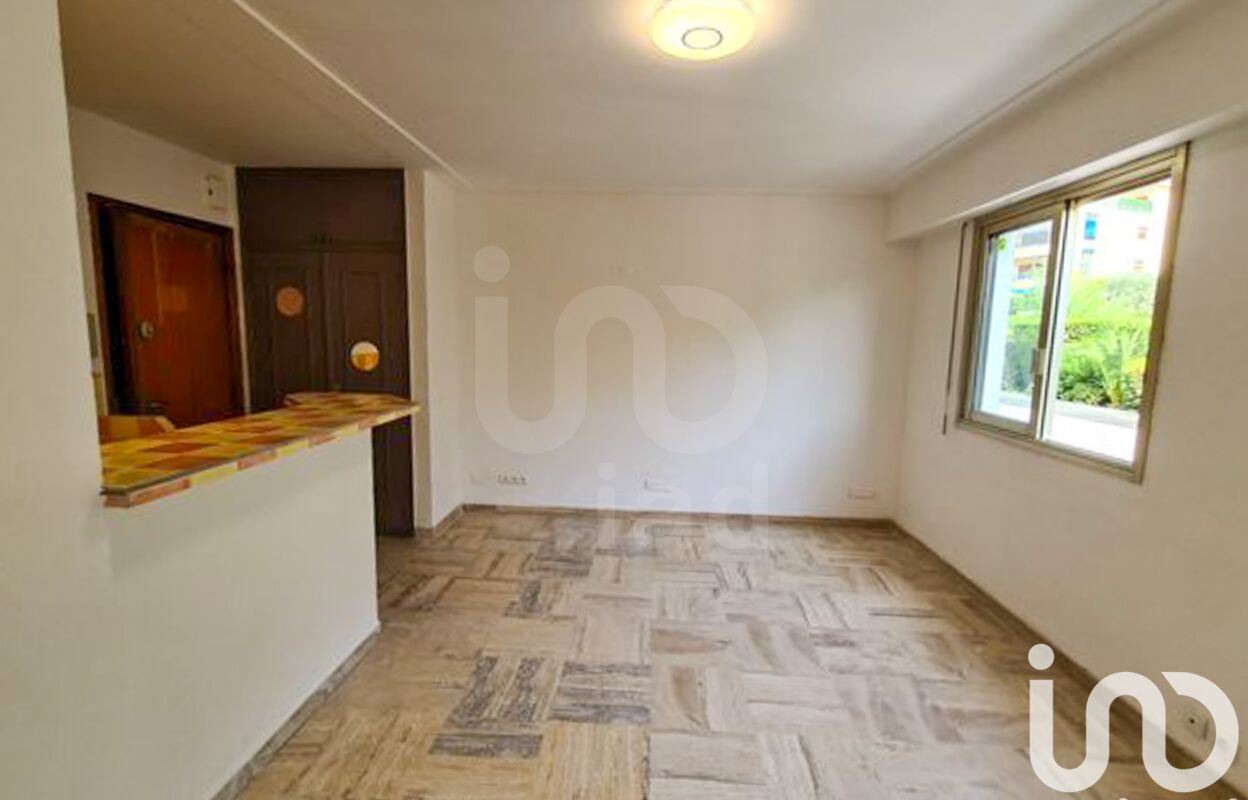 appartement 1 pièces 22 m2 à vendre à Vence (06140)