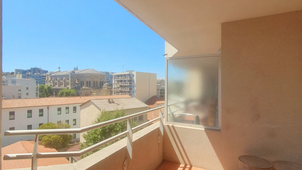 appartement 2 pièces 27 m2 à vendre à Marseille 8 (13008)