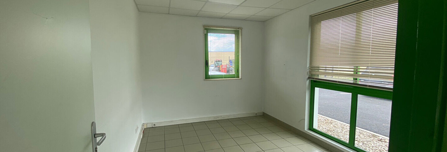 Commerce  268 m² à louer à La Chapelle-Heulin (44330)