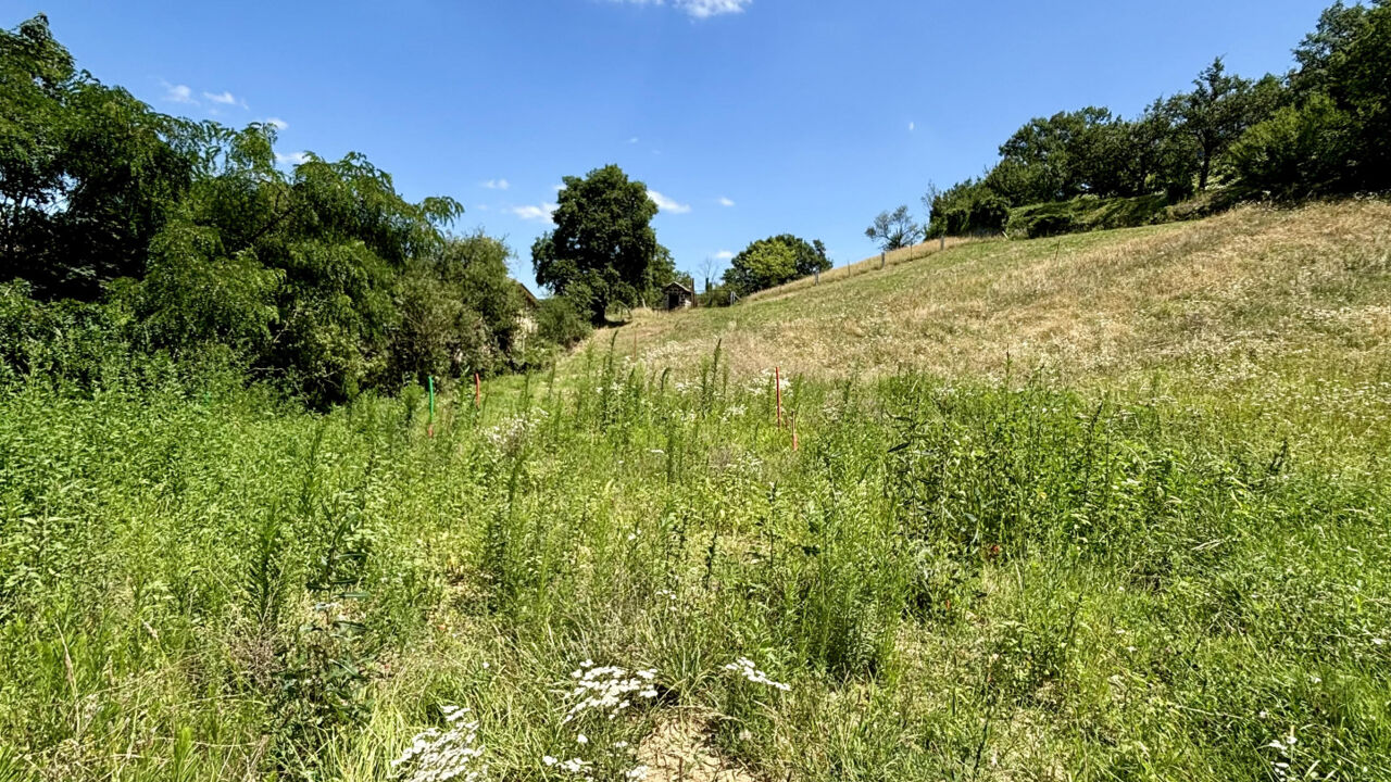 terrain  pièces 1000 m2 à vendre à Saint-Clair-du-Rhône (38370)