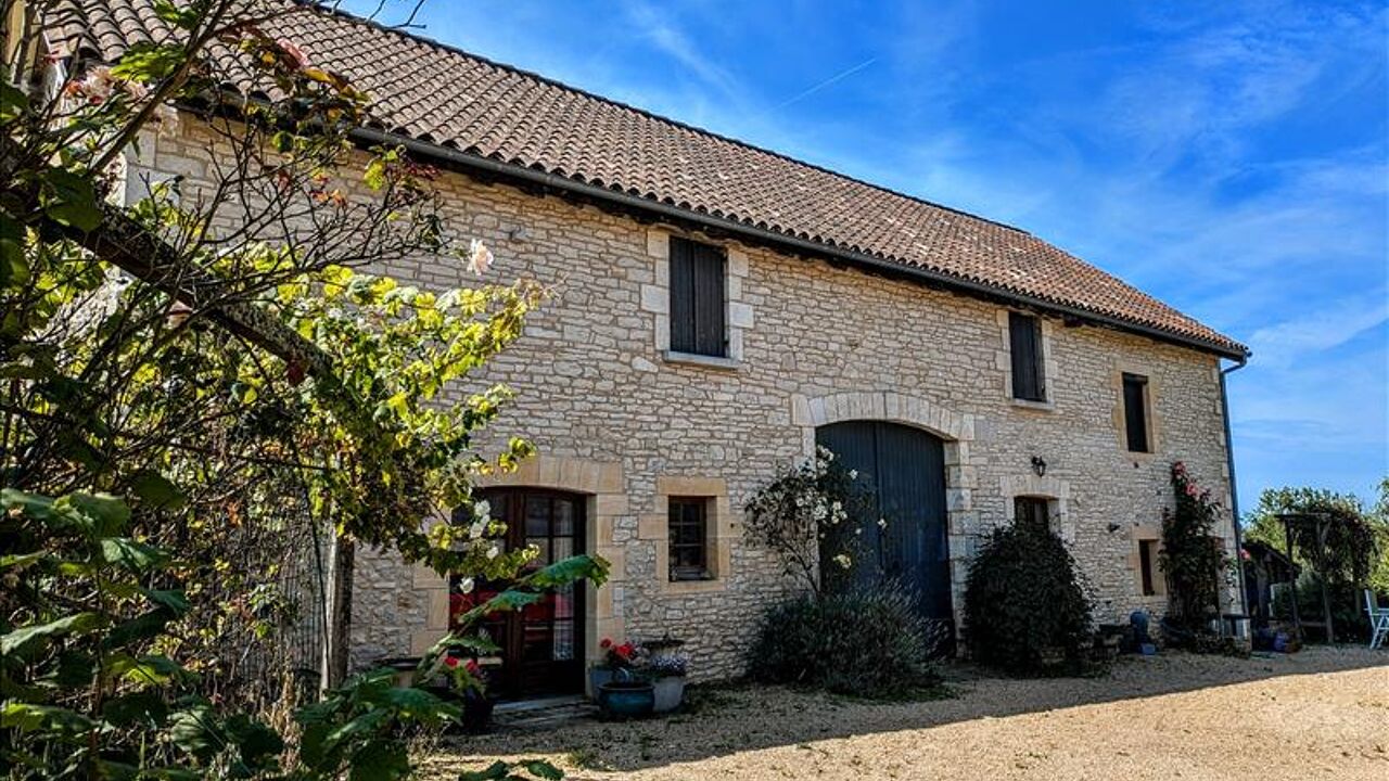 maison 9 pièces 342 m2 à vendre à Chourgnac (24640)