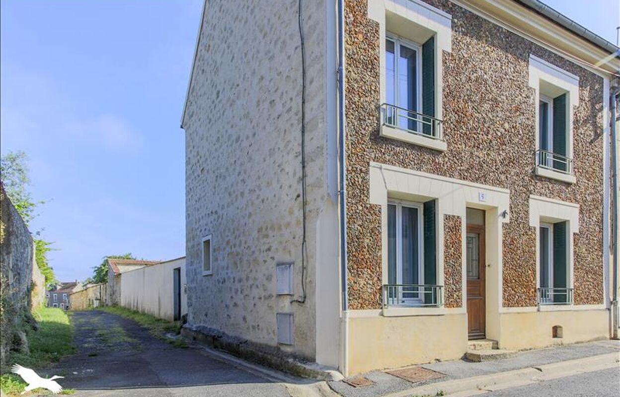 maison 6 pièces 82 m2 à vendre à Marines (95640)