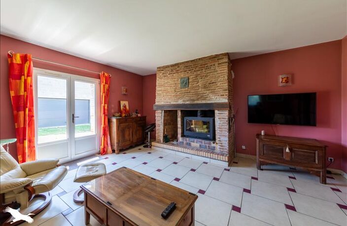 Maison en pierre de 5 pièces principales — photo 2